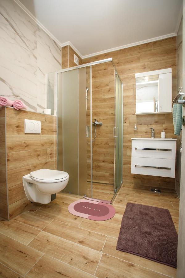 Tik Tak Apartman Subotica Exteriör bild