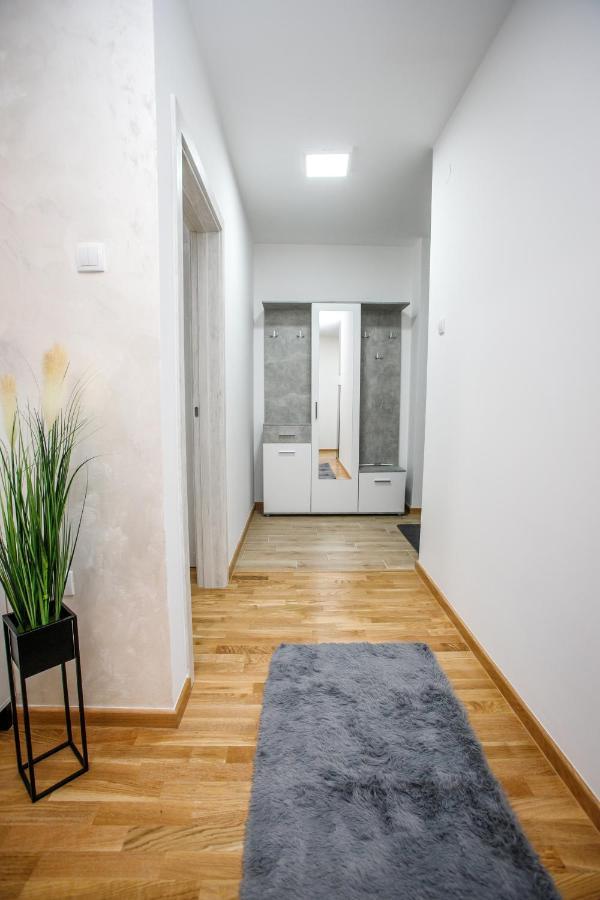 Tik Tak Apartman Subotica Exteriör bild
