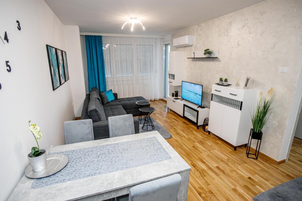 Tik Tak Apartman Subotica Exteriör bild